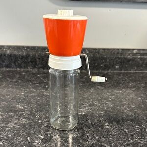 1960's/1970's Federal Housewares Nut/Spice Grinder Tall Orange Lid